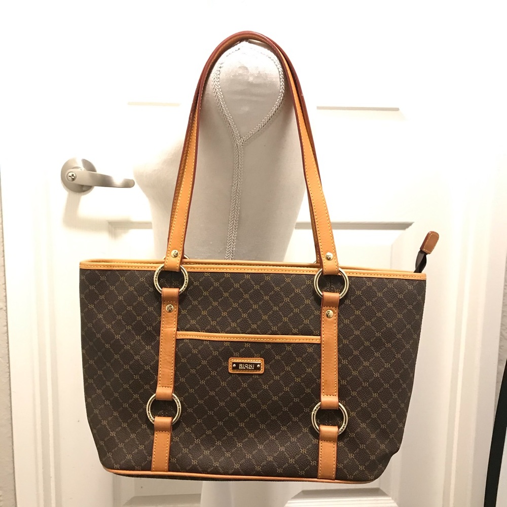 Brown tote